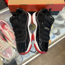 Load image into Gallery viewer, Jordan Bred Low 11s Size 8

