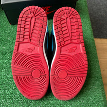 Load image into Gallery viewer, Jordan UNC To Chi 1s Size 6.5W/5M
