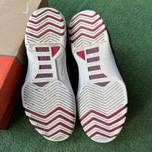Load image into Gallery viewer, Nike LeBron Debut Zoom Generations Size 9
