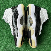 Load image into Gallery viewer, Jordan DMP Gratitude 11s Size 9.5
