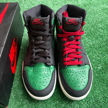 Load image into Gallery viewer, Jordan Pine Green 1s Size 8.5
