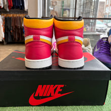 Load image into Gallery viewer, Jordan Light Fusion 1s Size 7.5
