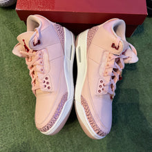 Load image into Gallery viewer, Jordan Valentines Day Treat Yourself 3s Size 12W/10.5M
