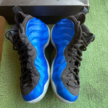 Load image into Gallery viewer, Nike International Blue Foamposites Size 10.5
