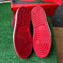 Load image into Gallery viewer, Jordan Satin Bred 1s Size 11W/9.5M
