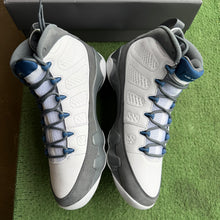 Load image into Gallery viewer, Jordan Flint 9s Size 12
