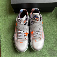 Load image into Gallery viewer, Nike KD Galaxy 4s Size 10
