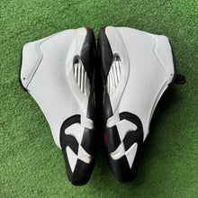 Load image into Gallery viewer, Jordan Black Toe 14s Size 9
