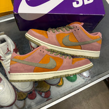 Load image into Gallery viewer, Nike SB Red Stardust Low Dunks Size 10.5
