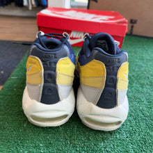 Load image into Gallery viewer, Nike Lemon Wash Air Max 95s Size 11
