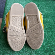 Load image into Gallery viewer, Lanvin Curbs Size 44
