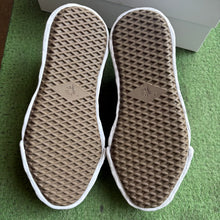 Load image into Gallery viewer, Maison Mihara Yasuhiro Hank OG Sole Canvas Lows Size 40
