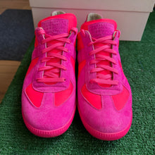 Load image into Gallery viewer, Maison Margiela Gats Size 44
