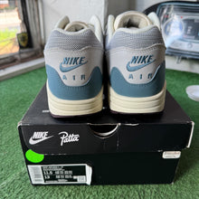 Load image into Gallery viewer, Nike Patta Waves Noise Aqua Air Max 1s Size 11.5
