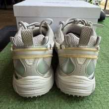 Load image into Gallery viewer, Off White Be Right Back Sneakers Size 42
