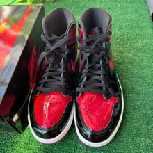 Load image into Gallery viewer, Jordan Patent Bred 1s Size 11
