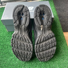 Load image into Gallery viewer, New Balance 740s Size 7Y
