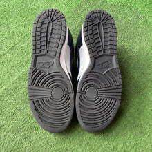 Load image into Gallery viewer, Nike Georgetown Low Dunks Size 10
