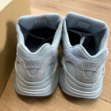 Load image into Gallery viewer, Yeezy Hospital Blue 700s Size 11
