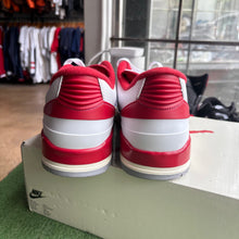 Load image into Gallery viewer, Jordan Chicago 2/3s Size 13
