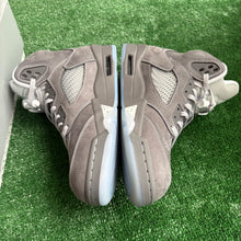 Load image into Gallery viewer, Jordan Wolf Grey 5s Size 9.5
