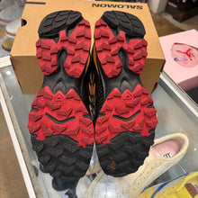 Load image into Gallery viewer, Salomon Lava Falls Beach Ball XT-4s Size 9.5
