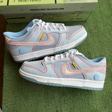 Load image into Gallery viewer, Nike Union Passport Pack Argon Low Dunks Size 10
