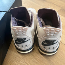 Load image into Gallery viewer, Jordan A Maniere While You Were Sleeping 4s Size 12W/10.5M
