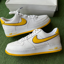 Load image into Gallery viewer, Nike Kobe Air Force 1s Size 11.5

