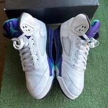 Load image into Gallery viewer, Jordan Grape 5s Size 8
