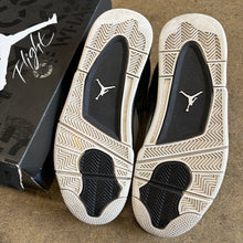 Load image into Gallery viewer, Jordan Fear 4s Size 9
