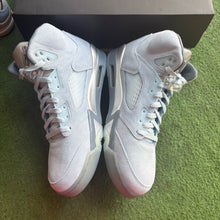 Load image into Gallery viewer, Jordan Bluebird 5s Size 12W/10.5M
