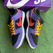 Load image into Gallery viewer, Nike SB ACG Terra Low Dunks Size 8
