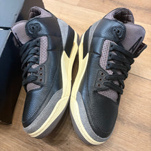 Load image into Gallery viewer, Jordan A Ma Maniere While You Were Sleeping 3s Size 10.5W/9M
