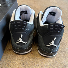 Load image into Gallery viewer, Jordan Fear 4s Size 9
