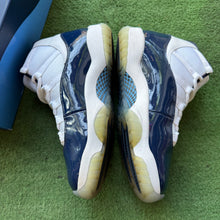 Load image into Gallery viewer, Jordan Win Like 82 11s Size 10
