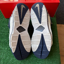 Load image into Gallery viewer, Nike LeBron Midnight Navy 3s Size 9
