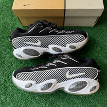 Load image into Gallery viewer, Nike NOCTA Glides Size 11
