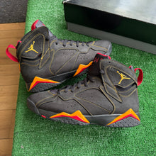 Load image into Gallery viewer, Jordan Citrus 7s Size 10.5
