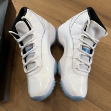 Load image into Gallery viewer, Jordan Legend Blue 11s Size 11.5
