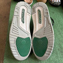 Load image into Gallery viewer, Jordan Pine Green 3s Size 14
