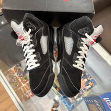 Load image into Gallery viewer, Jordan Reimagined Metallic 5s Size 10
