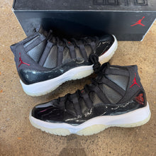 Load image into Gallery viewer, Jordan 72-10 11s Size 9
