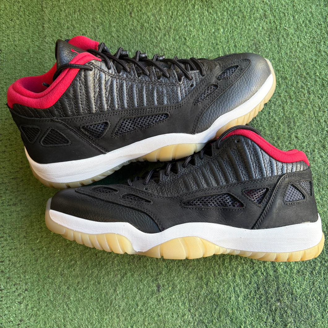 Jordan Bred Low IE 11s Size 11