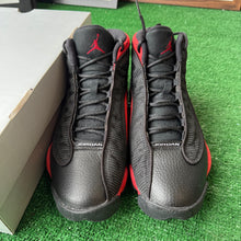Load image into Gallery viewer, Jordan Bred 13s Size 9.5
