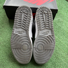 Load image into Gallery viewer, Jordan Baron 1s Size 10.5
