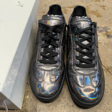 Load image into Gallery viewer, Maison Margiela Replicas Size 44
