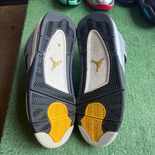 Load image into Gallery viewer, Jordan Cool Grey 4s Size 11
