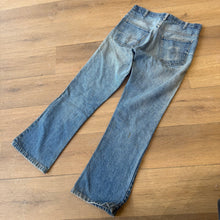 Load image into Gallery viewer, Vintage Levis Orange Tab 517s Size 32x30
