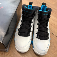 Load image into Gallery viewer, Jordan Powder Blue 9s Size 9
